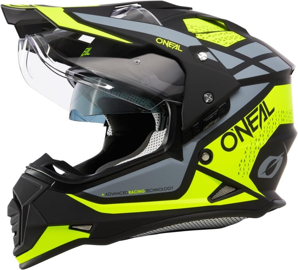 Casco de motocross O´Neal Sierra. Color negro y verde. Casco de motocross O´Neal Sierra. Color negro y verde.